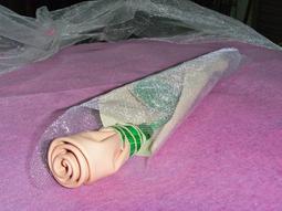 �小歐坊~真情不凋謝~義大利手工真皮玫瑰吊飾/鑰匙圈/皮包拉環-黃色　僅此一件售完不補 歷史價格詳細信息