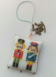 紫晶城 十字繡 Coffe  來杯咖啡吧  迷你小抱枕手機吊飾 歷史價格詳細信息