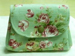 ~心心屋~二手女用皮夾(原購於百貨公司) 歷史價格詳細信息