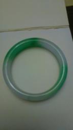 內直徑5.7厘米的和闐白玉籽料手鐲，肉質細膩，品相完好，有興 歷史價格詳細信息