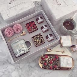 (3.8女神節趣味品特賣) 五十年紅色伍圓布圖雙FF同字軌未使用券 歷史價格詳細信息