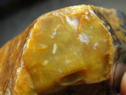 《紀老師的收藏-98 》高能量魔法石→ 天然優質七彩鐵斧木化玉圓形印章→R25  ※聚氣招財、心想事成、收藏增值! 歷史價格詳細信息