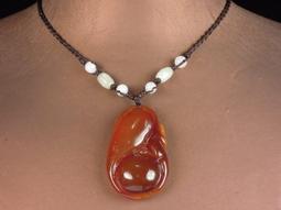 《紀老師的收藏》溫潤透亮•高貴迷人→天然金絲蜜糖黃玉髓項鍊（福在眼前）→26B36U05  正能量-聚氣招財•心想事成•收藏增值 歷史價格詳細信息