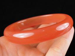 《紀老師的收藏》俏色巧雕冰透迷人→天然A貨金絲蜜糖玉髓掛飾{金玉滿堂}→26E20N82 ※正能量-聚氣招財•心想事成•收藏增值! 歷史價格詳細信息