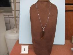 琥珀項鍊 中國結項鍊 伸縮繩呈現 男女都可配帶 影片打光呈現 買到賺到 錯過可惜. 歷史價格詳細信息