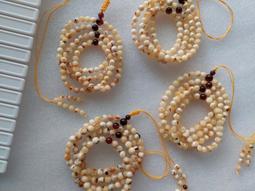 《省大大》【108 撫順琥珀豆油紅念珠】7+mm 天然遼寧撫順 琥珀蜜蠟 amber 項鍊/珠鍊 (108顆) 歷史價格詳細信息