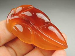 《紀老師的收藏》溫潤滑膩&bull;深緣迷人&rarr;天然新疆和闐玉項鍊{自在觀音}&rarr;16B70U92 ※正能量&rarr;聚氣招財&bull;收藏增值! 歷史價格詳細信息