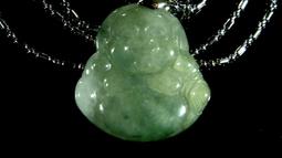 天然緬甸玉A貨   翡翠歡喜招財彌勒吊墜 飄陽綠 歷史價格詳細信息