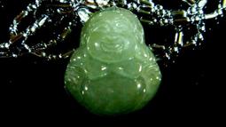 天然緬甸玉A貨   翡翠歡喜招財彌勒吊墜 飄陽綠 歷史價格詳細信息