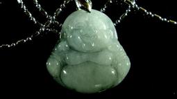 天然緬甸玉A貨   翡翠歡喜招財彌勒吊墜 飄陽綠 歷史價格詳細信息