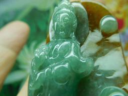 天然硬玉A貨-優海洋碧綠玉髓{釋迦牟尼佛}/福至心靈AG-23 這是深海冰透玉料…不是劣質山料！《紀老師的收藏》※正能量-聚氣招財、庇佑平安、《紀老師的收藏》! 歷史價格詳細信息