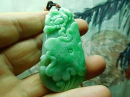 天然緬甸翡翠白冰蘋果珠 翡翠冰種鼓珠尺寸7.3-5.9 上面那顆完美，下面這顆有坑點，內 舊藏 古玩 翡翠 二手【財神到】-1974 歷史價格詳細信息