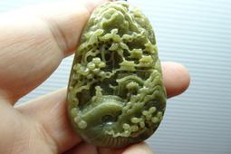 緬甸玉a貨翡翠 山水牌 黃加綠玉墜掛件 三彩飄花H173 歷史價格詳細信息