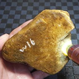 翡翠原石 木納邊角小墨翠 藍水 重量15克 尺寸3*2.5+0. 翡翠 原石 收藏 【天地通】二手-300 歷史價格詳細信息