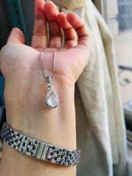 天然A貨緬甸鉆石福豆吊墜熒光體水頭顏色均一流18K黃金天然鉆石鑲嵌超值特元速速搶購～ 歷史價格詳細信息