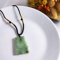 翡翠A貨 唐馬 高糯 有脂光 透度標準2.8 飄綠花唐馬 可鑲嵌 可配戴設計 可珠寶設計 項鍊 掛牌 配件 配飾 歷史價格詳細信息