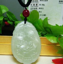 【和闐美玉】 真和闐玉籽料　白玉彌勒童子 超完美擺件　雕功精細　底部帶原皮色  早期的大年和闐玉 歷史價格詳細信息