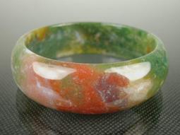 《紀老師的收藏》溫潤滑膩&bull;深緣迷人&rarr;天然新疆和闐玉項鍊{自在觀音}&rarr;16B70U92 ※正能量&rarr;聚氣招財&bull;收藏增值! 歷史價格詳細信息