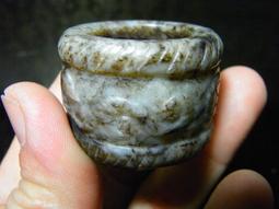 寶貝精品@@3500舊藏老件和闐玉雙螭龍出廓璧已預訂 歷史價格詳細信息