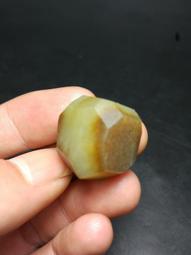 新疆和闐玉青糖色原石牌子 天然玉石平安無事牌玉佩項鏈吊墜扣子5352 歷史價格詳細信息