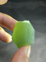 青海和闐玉—晴水綠 9x10直切極限孤單珠出售  ，適合di 歷史價格詳細信息