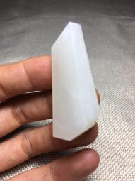 和闐玉冰紫單圈，青海老料，卡10左右圓珠，肉底的，底子特別細11032 歷史價格詳細信息