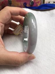 半山半水湖藍色翡翠珠珠  尺寸卡6.6目測沒啥紋裂打燈在湖藍色和淺藍色交 翡翠 飾品 收藏【二手】【微淵古董】-693 歷史價格詳細信息