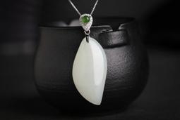 預購商品-JJ079創意S925純銀天然和田玉碧玉水滴鋯石項鍊 ~ 抗過敏。 歷史價格詳細信息