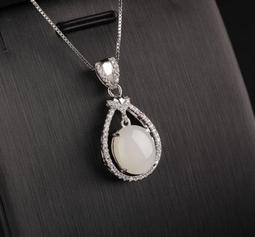 預購商品-JJ079S925純銀天然和田玉蛋面碧玉鏤空民族風綠玉石耳環 ~ 抗過敏 歷史價格詳細信息