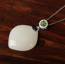 預購商品-JJ079S925純銀天然和田玉蛋面碧玉鏤空民族風綠玉石耳環 ~ 抗過敏 歷史價格詳細信息