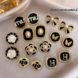 ????小香風高級感耳環圓球錐形小惡魔耳骨釘尖頭擰螺絲耳廓釘軟骨釘鈦鋼唇釘潮-滿599免運 歷史價格詳細信息