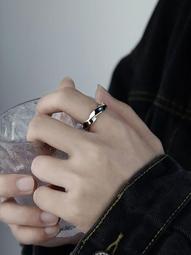 莫比烏斯戒指男潮流鈦鋼指環日韓個性單身戒指男生配飾尾戒 時尚 百搭 熱銷-鴻運飾品 歷史價格詳細信息