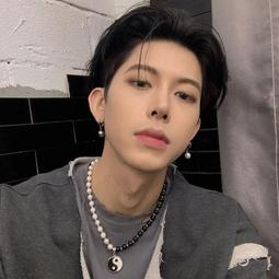 輕奢小眾設計感個性潮流CH字母手鐲女 鈦鋼鍍18K玫瑰金手環 防水防過敏不褪色 閨蜜禮物 歷史價格詳細信息