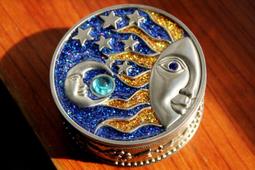 環彩月牙包漿PCGS-MS63孫像二十三年中央版船洋414 歷史價格詳細信息