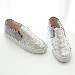 ~YAMMIE SHOP~手工製作！甜美可愛濃濃英倫學院風 緞帶蕾絲蝴蝶結抓夾/髮夾（ZFJ5） 歷史價格詳細信息