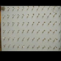 築夢e飾界 三角夾式白色防痛軟墊無耳洞耳夾墊 歷史價格詳細信息