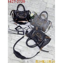 韓國連線 鱷魚紋 小方包 側背包 郵差包 斜背包 手提包 方包 復古 醫生包 手機包 包包 女包 托特包 女生包包 小包 歷史價格詳細信息