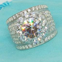 莫桑鑽寶2克拉18k真金卡迪牛頭莫桑石墜子配18K金包厚白金鏈子媲美真鑽厚實墜檯八心八箭摩星鑽 附權威證書保卡保證過測鑽 歷史價格詳細信息