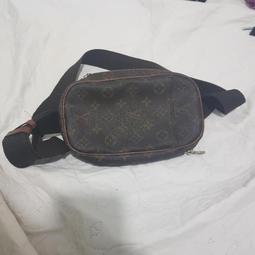 LV 經典 EPI水波紋防刮防潑水耐用皮革(女款)紅色二手美品☆真品↘(暫保留!請勿下標) 歷史價格詳細信息