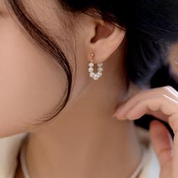 天然淡水飽滿碎銀珍珠天巴洛克珍珠項鍊女磁吸愛心配飾氣質職場潮 歷史價格詳細信息