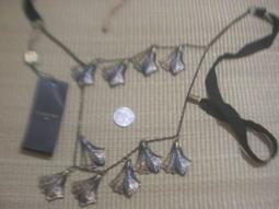 貝爾尼斯｛BERNIS}荔枝紋牛皮/方塊夾心拉鍊小方包 歷史價格詳細信息