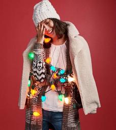 【麋漾】全新正品 American Eagle 3131-6471 反摺原色款牛仔短褲 現貨33 歷史價格詳細信息