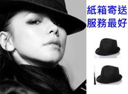 【 日韓流行 白底多顆草莓 零錢包 鑰匙包 收納包 化妝包 】清新粉嫩 拉鍊短款收納。新品現貨特價出清。可裝任何小物包。 歷史價格詳細信息