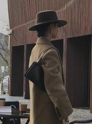 赫本風法式帽子女秋冬羊毛呢帽英倫白色禮帽復古英倫時尚百搭盆帽 歷史價格詳細信息