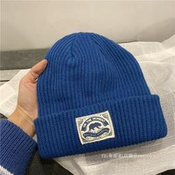 藍色針織帽一頂促銷價99元★觸感舒適、柔軟、透氣、吸汗、保溫、保暖，配戴它讓您抵擋低溫侵襲★戴它再戴上安全帽● 歷史價格詳細信息