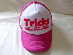 潮流帽子 收藏家嘻哈帽  螢光紅白雙色設計款精美刺繡英文字CUBOX造型三分之2網帽 女孩也適用 得字櫃04 歷史價格詳細信息