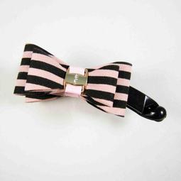 【MoDo魔荳】＊全新＊《甜美韓系款@金屬光感四葉幸運草墜飾電話線髮圈。電話線髮束。電話繩髮圈。電話線圈髮束髮圈》〈白〉 歷史價格詳細信息