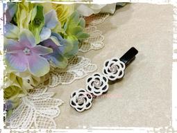 ＊ 阿布捲捲鄉村雜貨 ＊韓國 精緻奢華 小香風 山茶花 珍珠 亮鑽 菱紋 手腕掛鍊 拉鍊零錢包-韓國製 歷史價格詳細信息