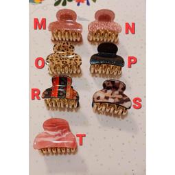 漂亮好搭的全新H&M水藍色男性長袖素面襯衫 | 尺寸L | 原價$599 歷史價格詳細信息