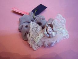 (Bling Bling の私貨鋪)髮夾  鯊魚夾  韓國進口(대중적인 유행) 泡泡布花瓣花鯊魚夾 歷史價格詳細信息